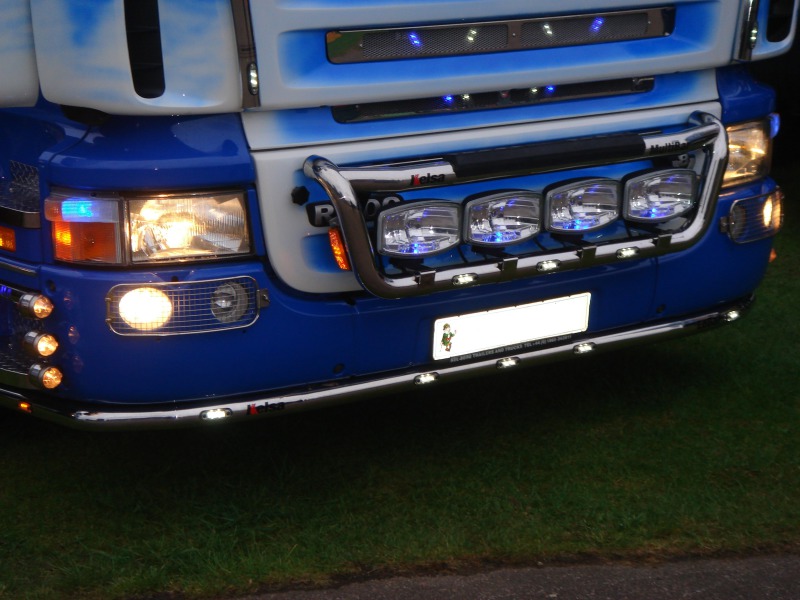 Frontlampenbügel MultiBar für Scania R Reihe